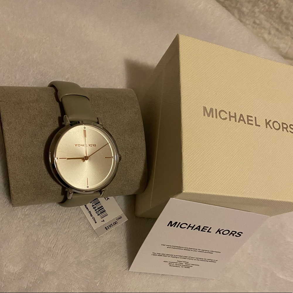 MK WATCH - Picture 2 of 5